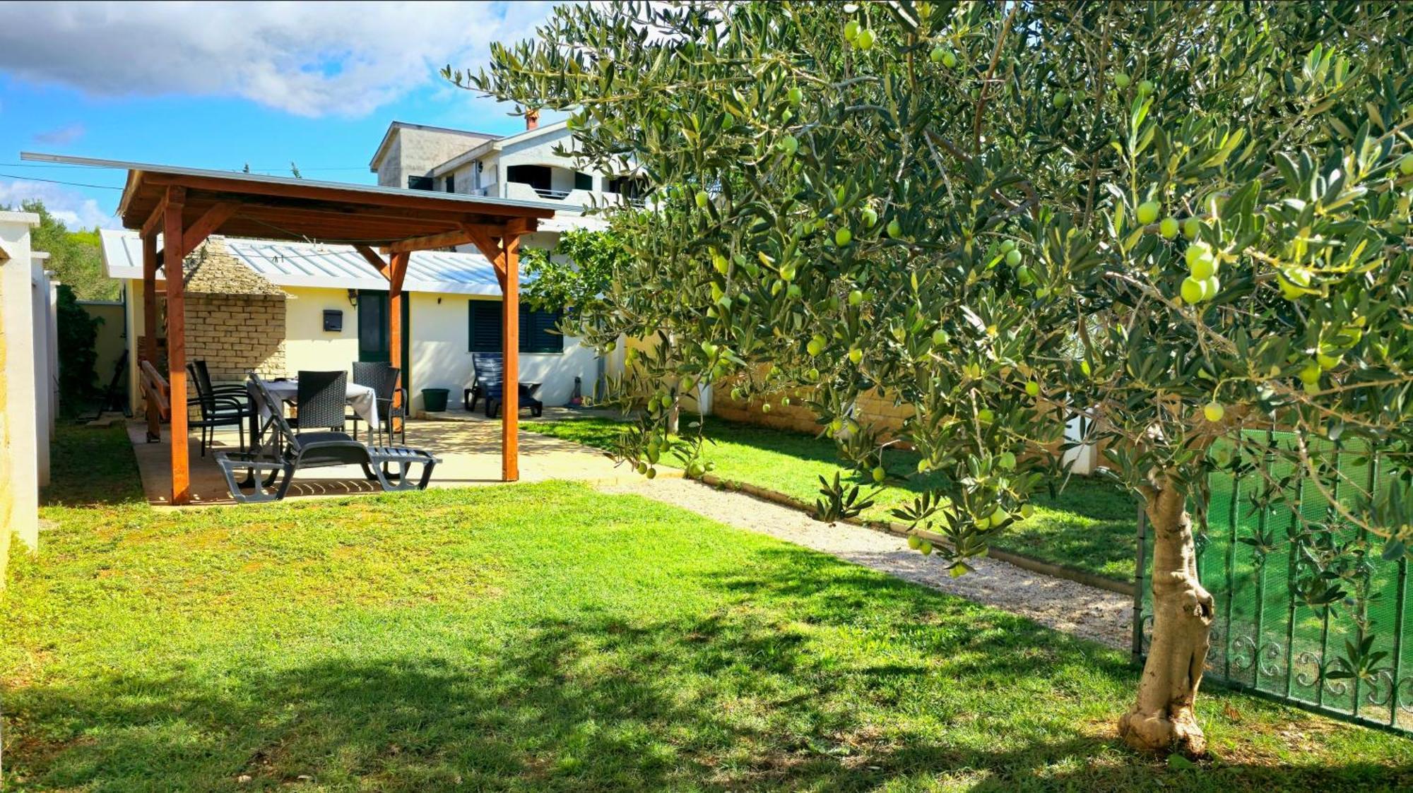 Holiday Home - Beach House 'Amarella' Турань Экстерьер фото